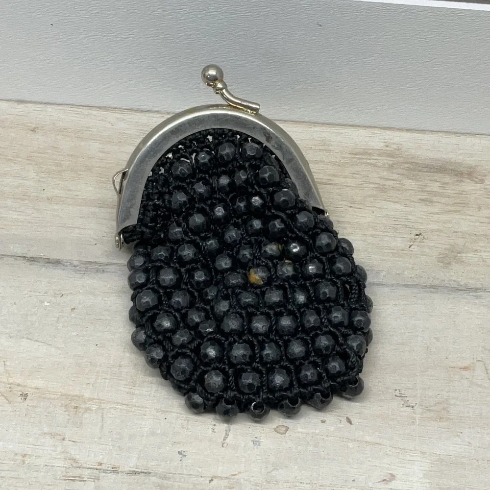 Vintage Black Beaded Coin Purse Kiss Lock Clasp Small Change Pouch Accessory
